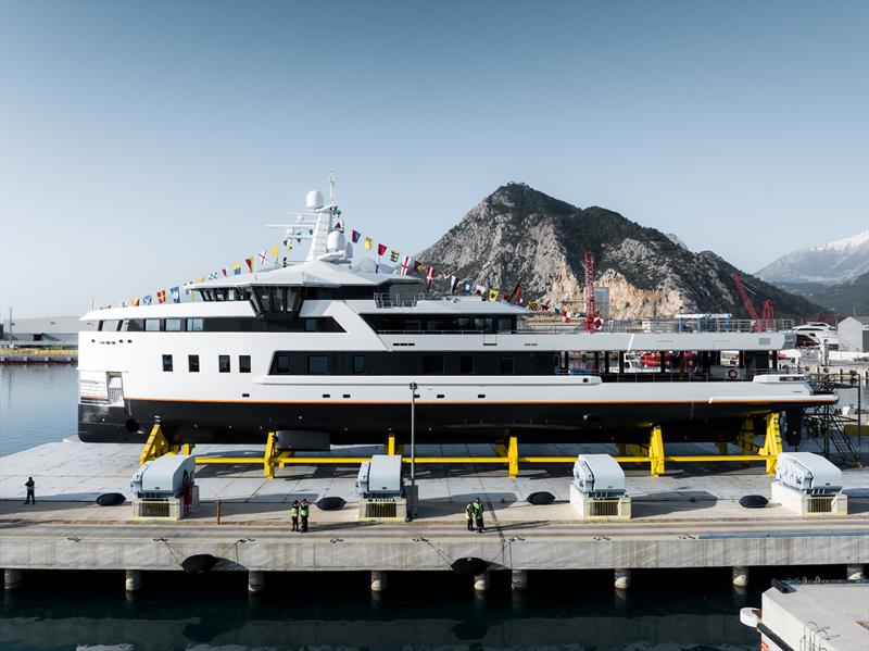 2025 Damen Xplorer 60